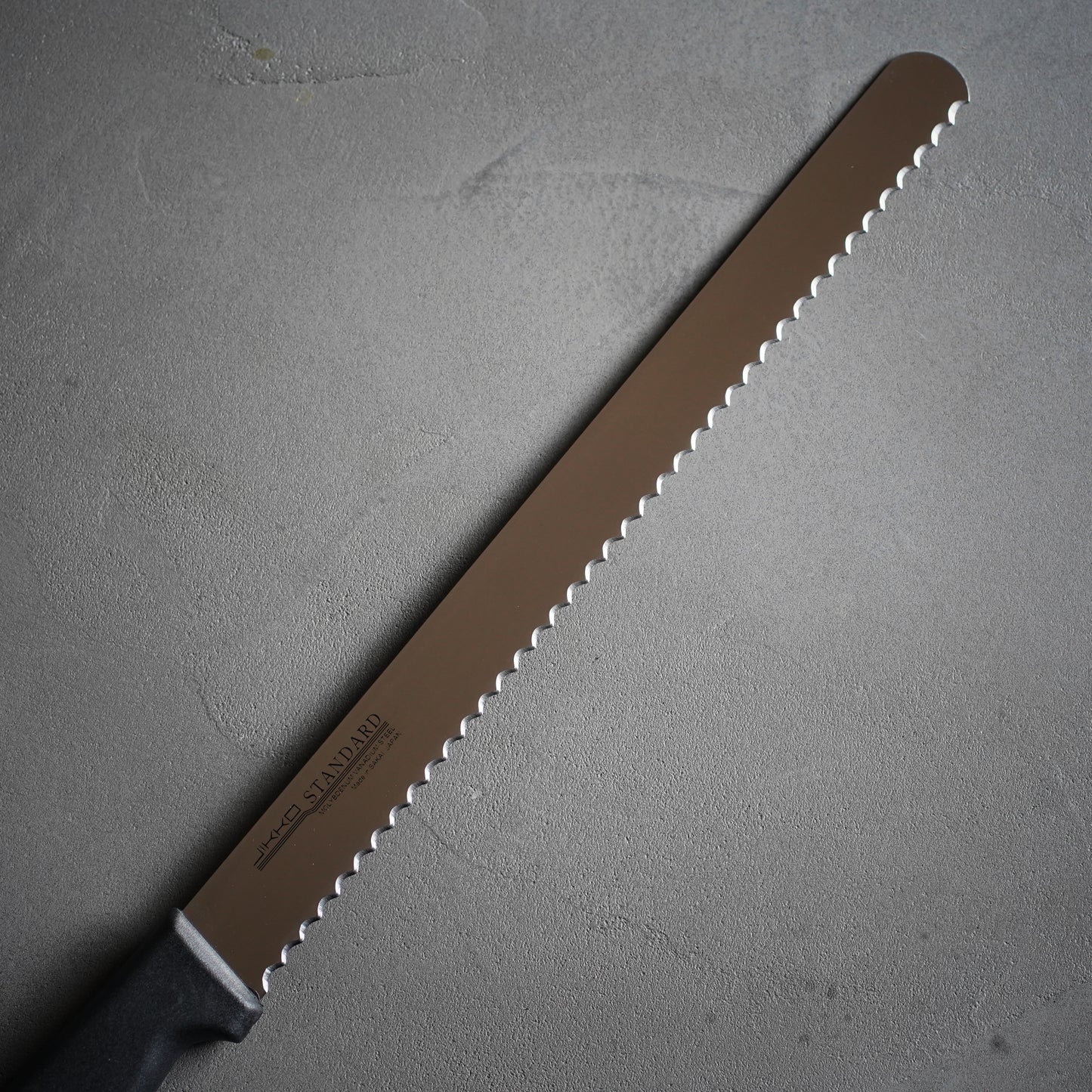 Standard Antibacterial PC Bread Knife / Jikkou Cutlery