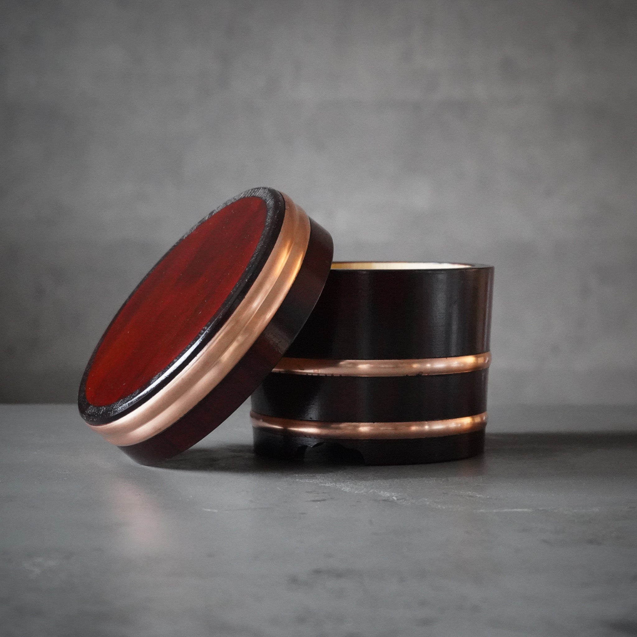 摺り漆 江戸びつ 外漆塗 / 雅漆工芸 – Tomoe-Ya