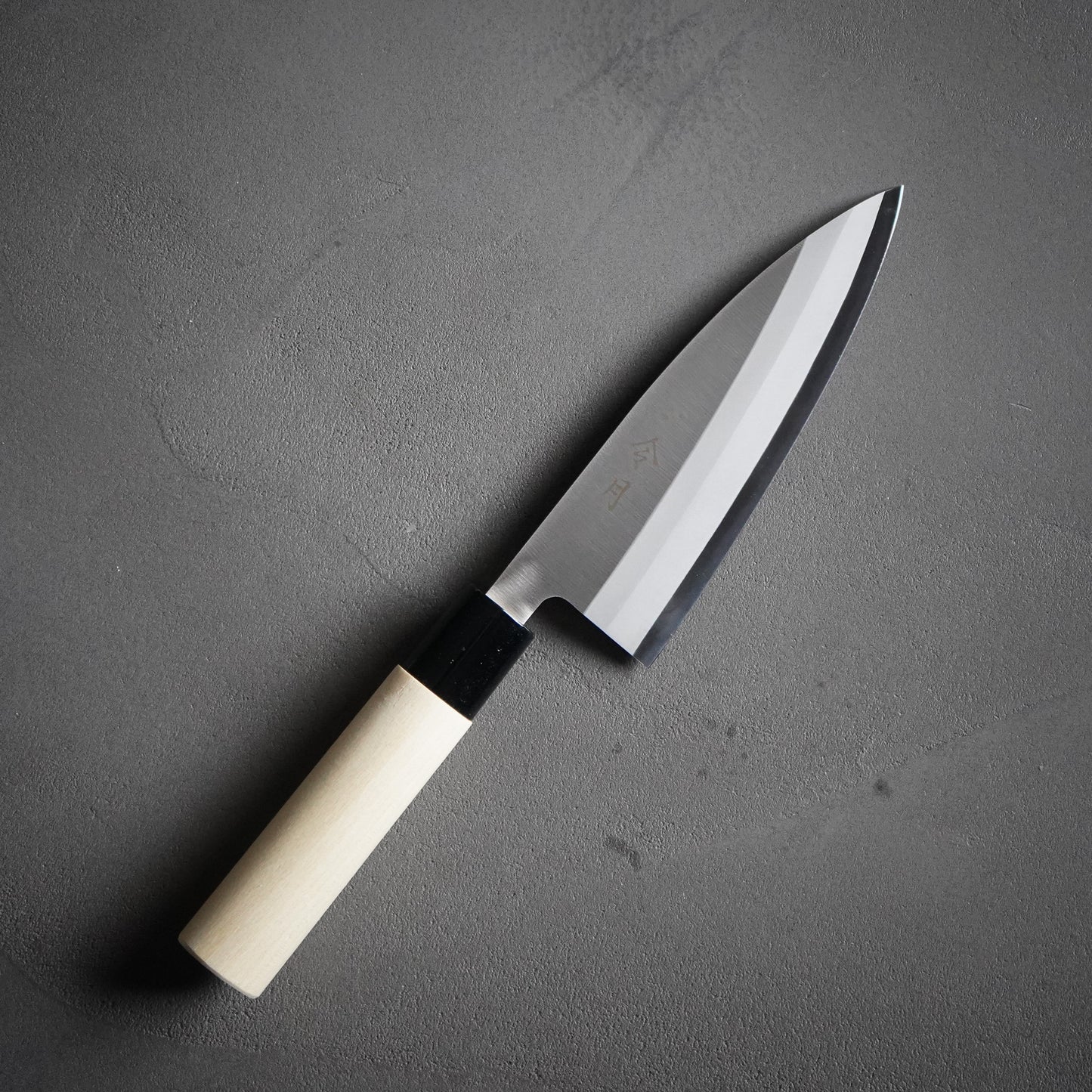 
                  
                    Reigetsu Japanese Knife Set – Deba 150mm & Yanagiba 240mm | Beginner-Friendly, Fuji Cutlery
                  
                