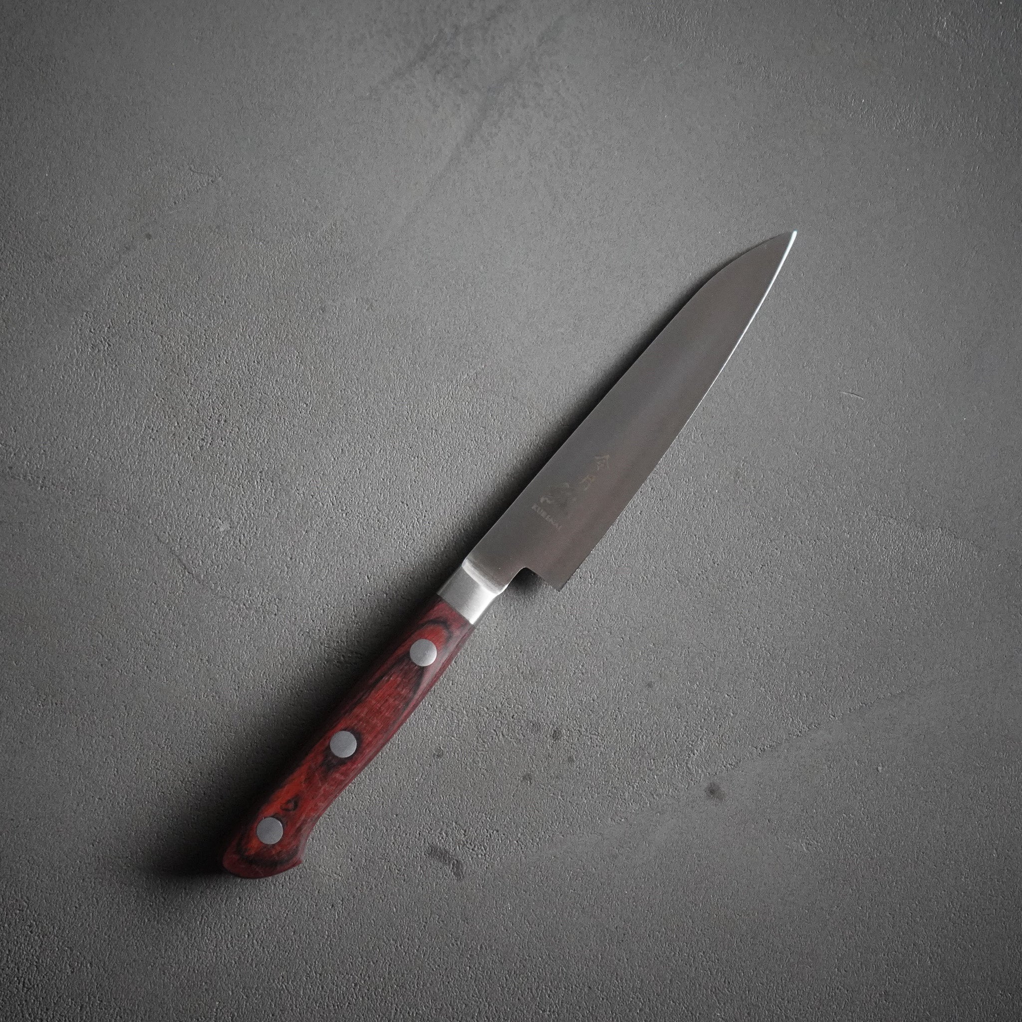 令月 紅 包丁セット｜牛刀180mm＋ペティ120mm – 日本製・藤次郎監修