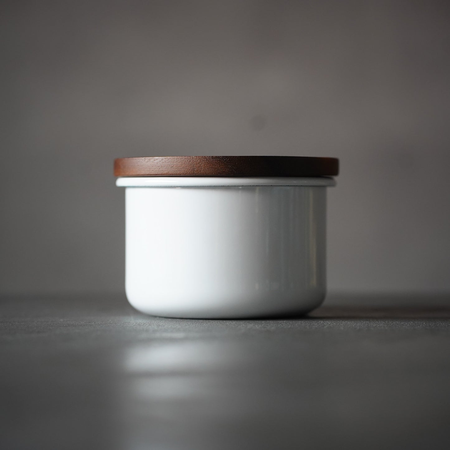 
                  
                    Stack Canister / Canda
                  
                