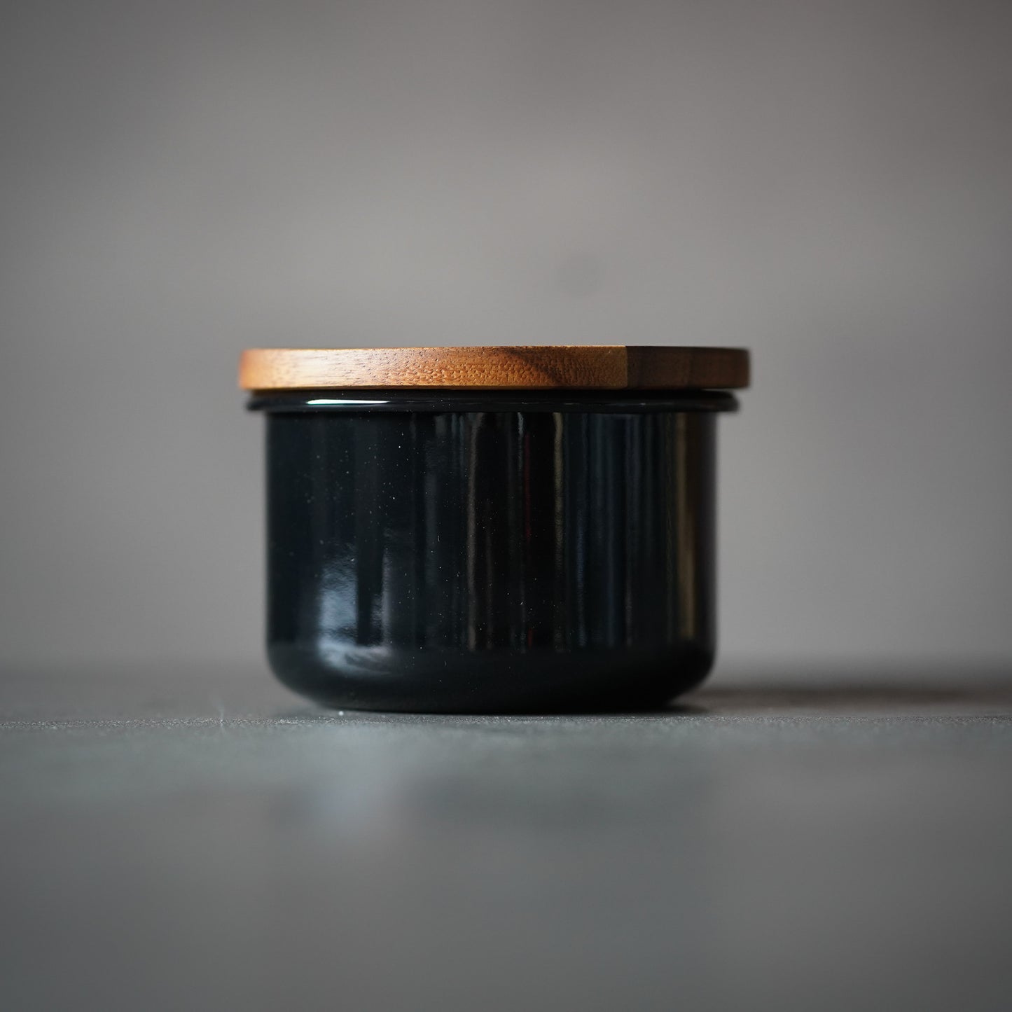 
                  
                    Stack Canister / Canda
                  
                