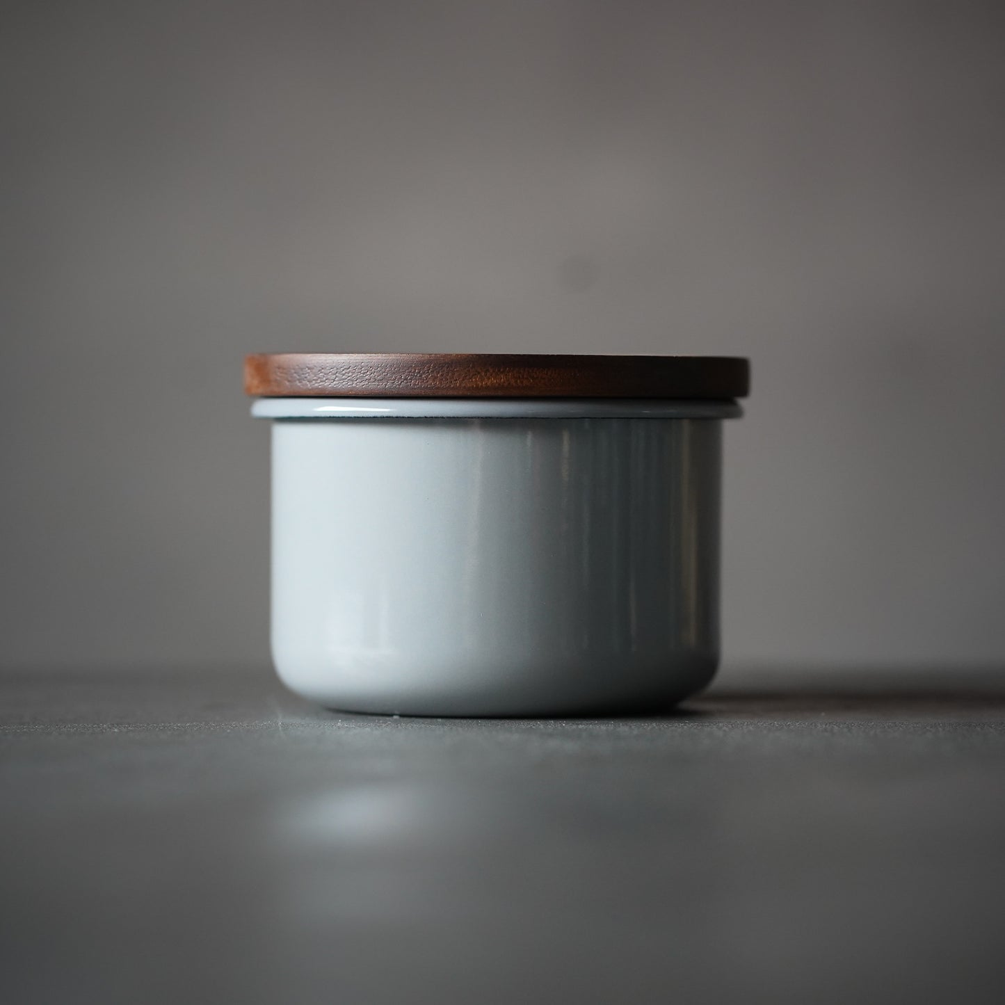 
                  
                    Stack Canister / Canda
                  
                