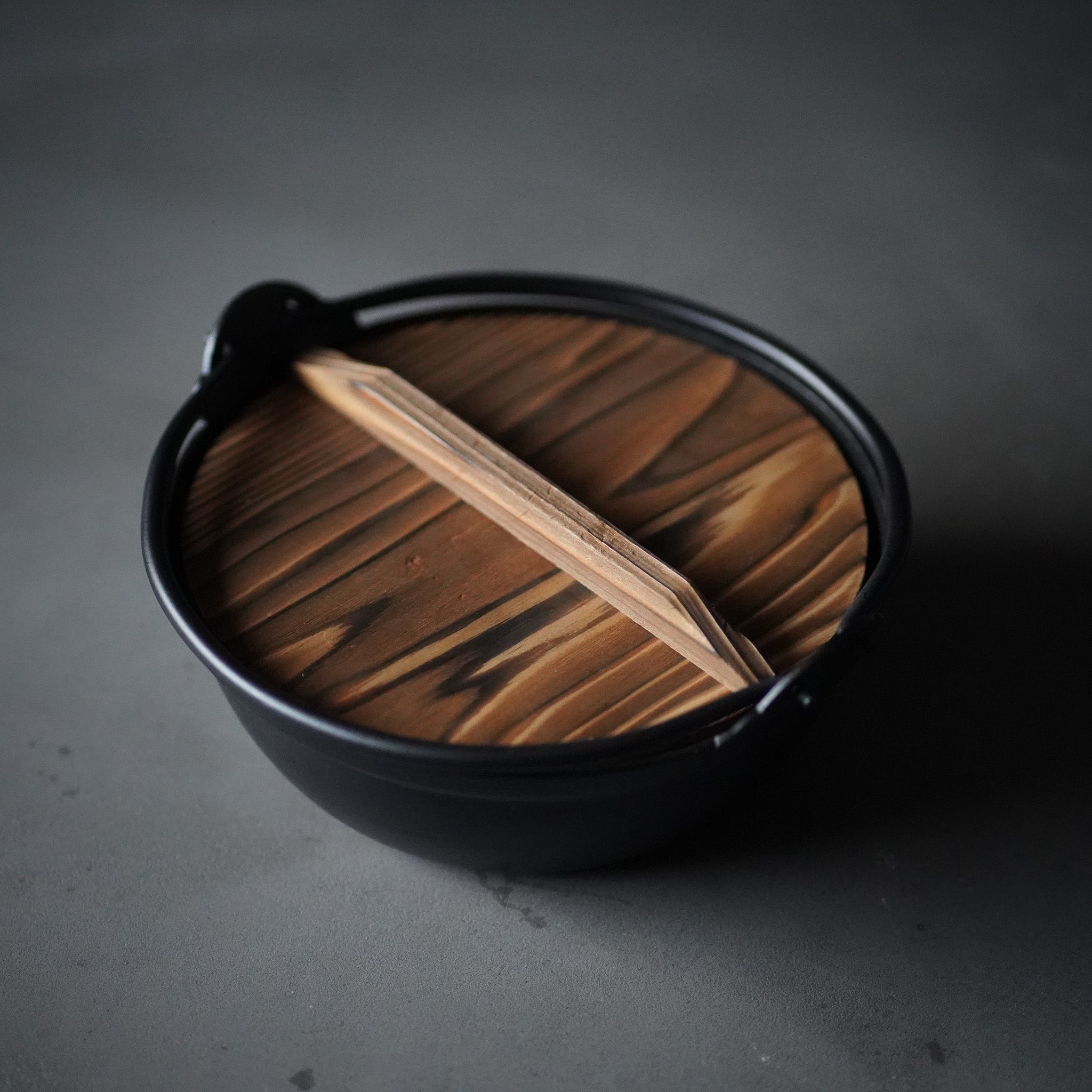 Mine Tiered Hometown Pot, Black (Pressed) | Local pot with wooden lid ...