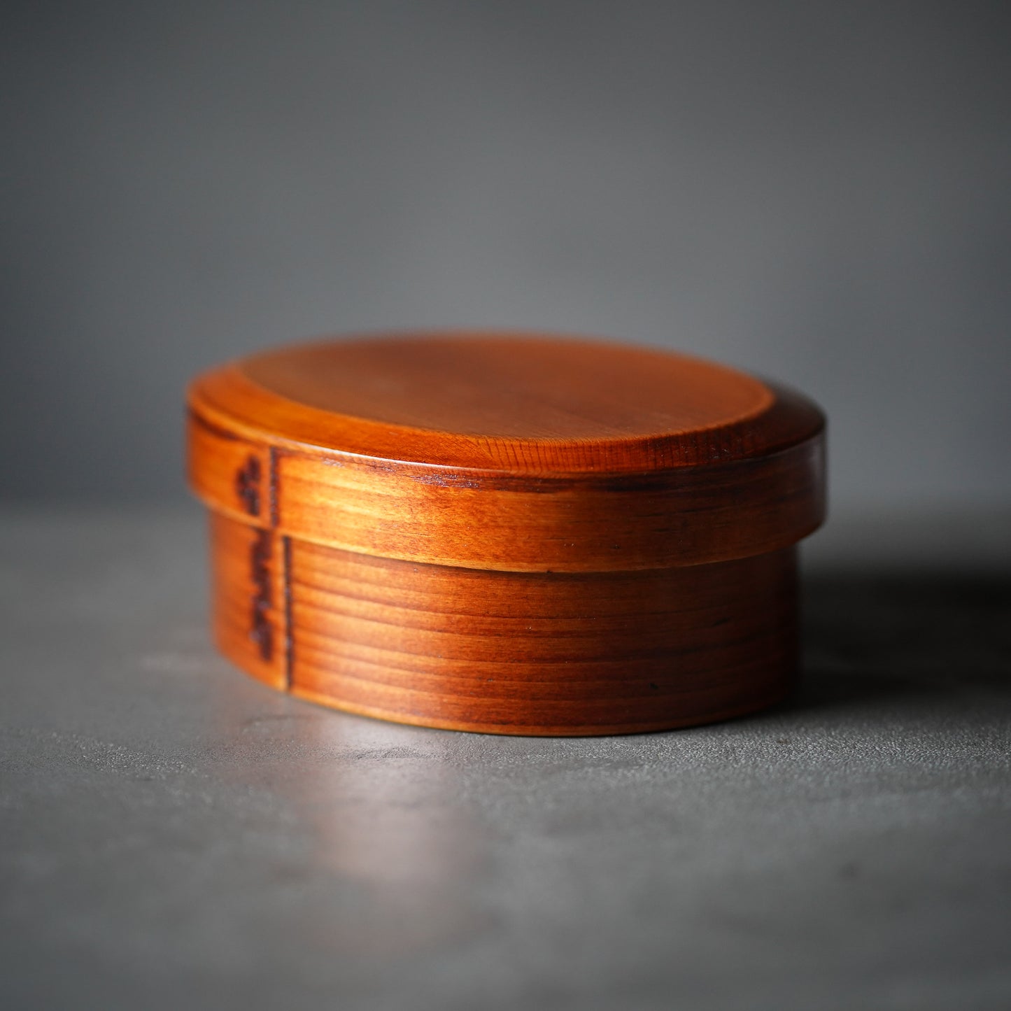 
                  
                    Magewappa Wooden Bento Box 700ml | Urushi Lacquer | Kikko-Shaped Lid | Single Tier
                  
                