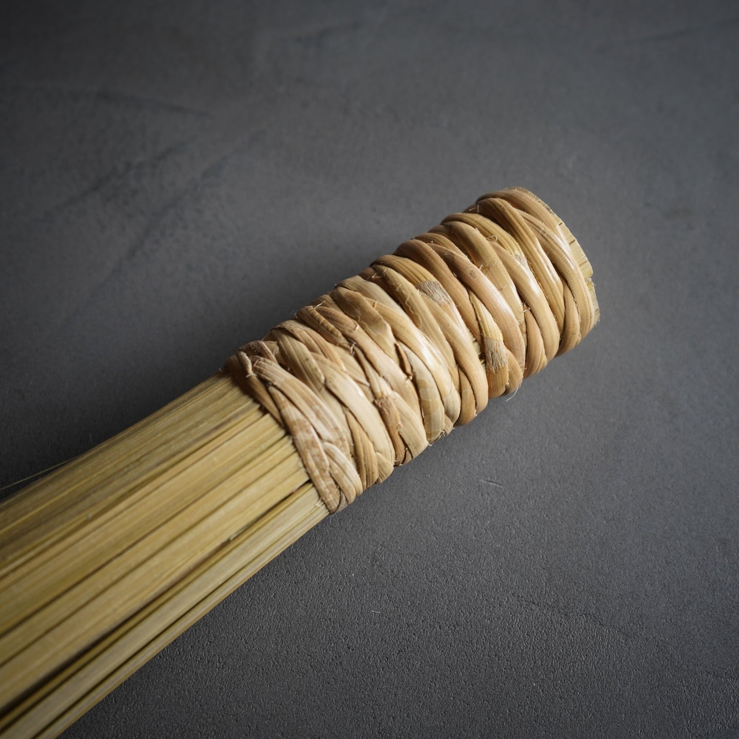 
                  
                    Swallow Dance Premium Bamboo Sasara / Kanda
                  
                