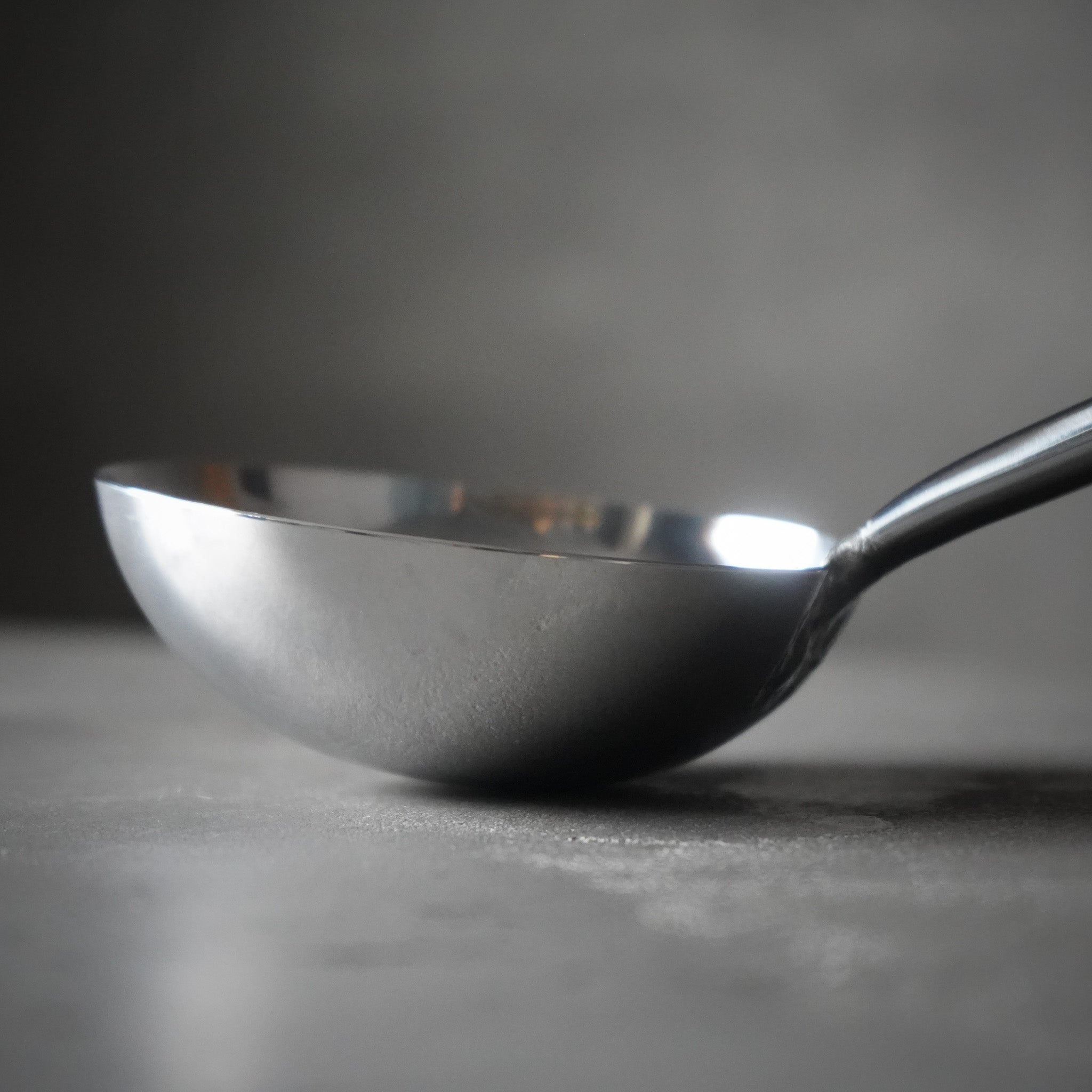 KD18-0木柄パイプ中華お玉 / カンダ – Tomoe-Ya