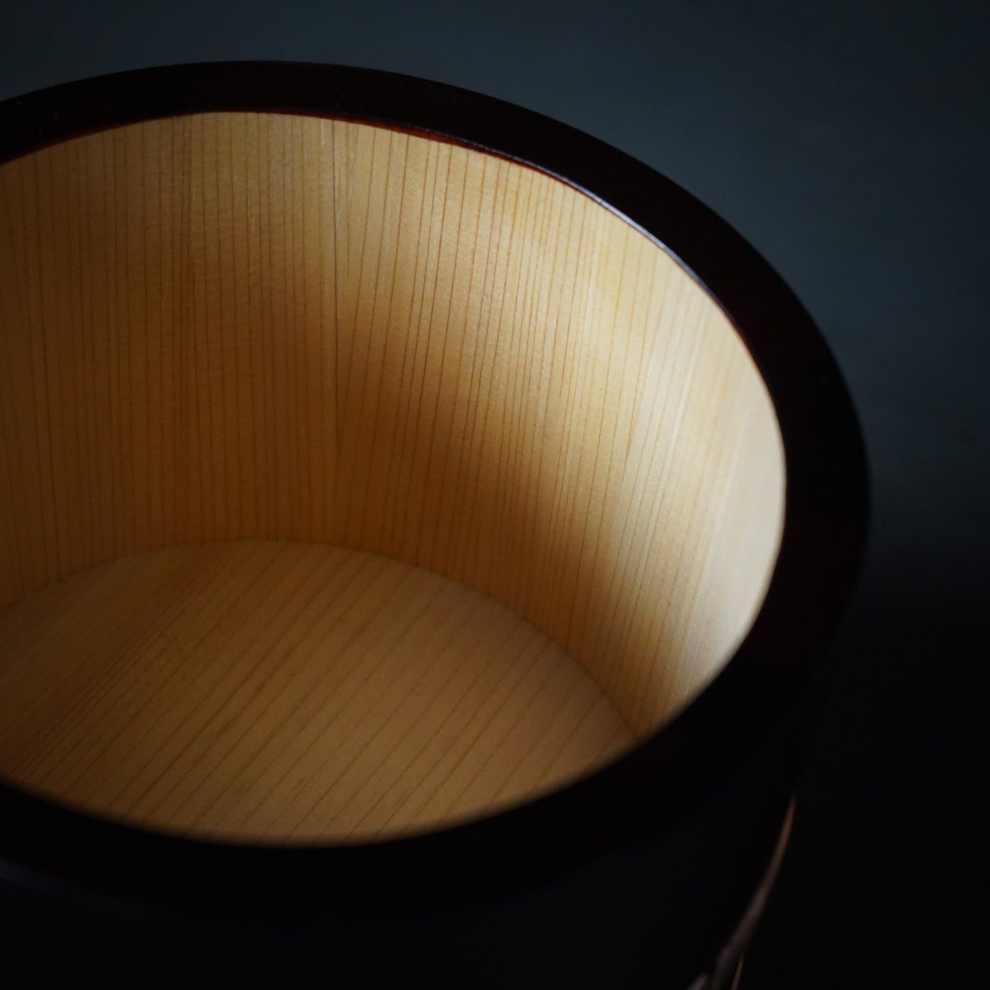 
                  
                    Edo lacquer box with outer lacquer coating / Miyabi lacquer crafts
                  
                