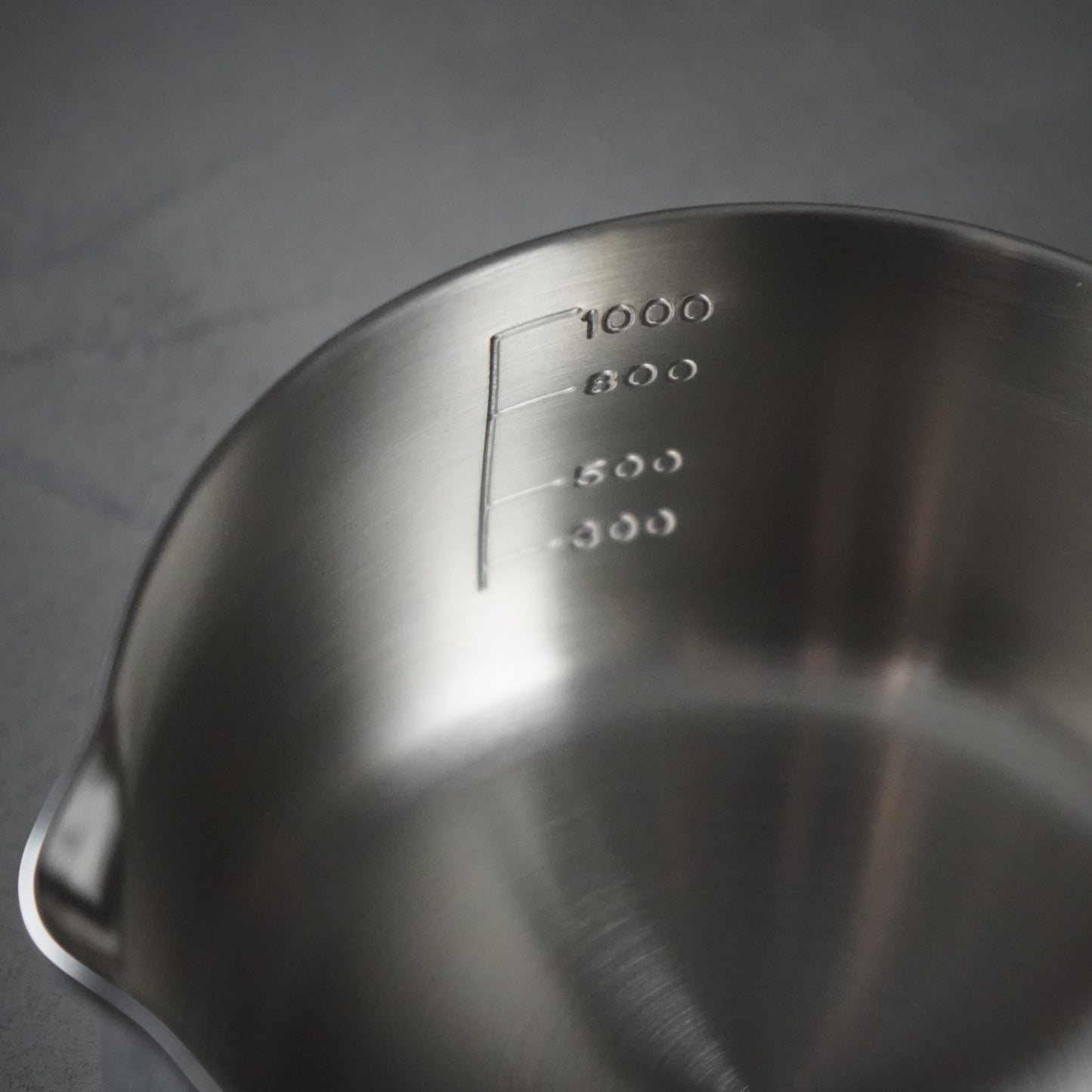
                  
                    Milk pan / Fujinos
                  
                